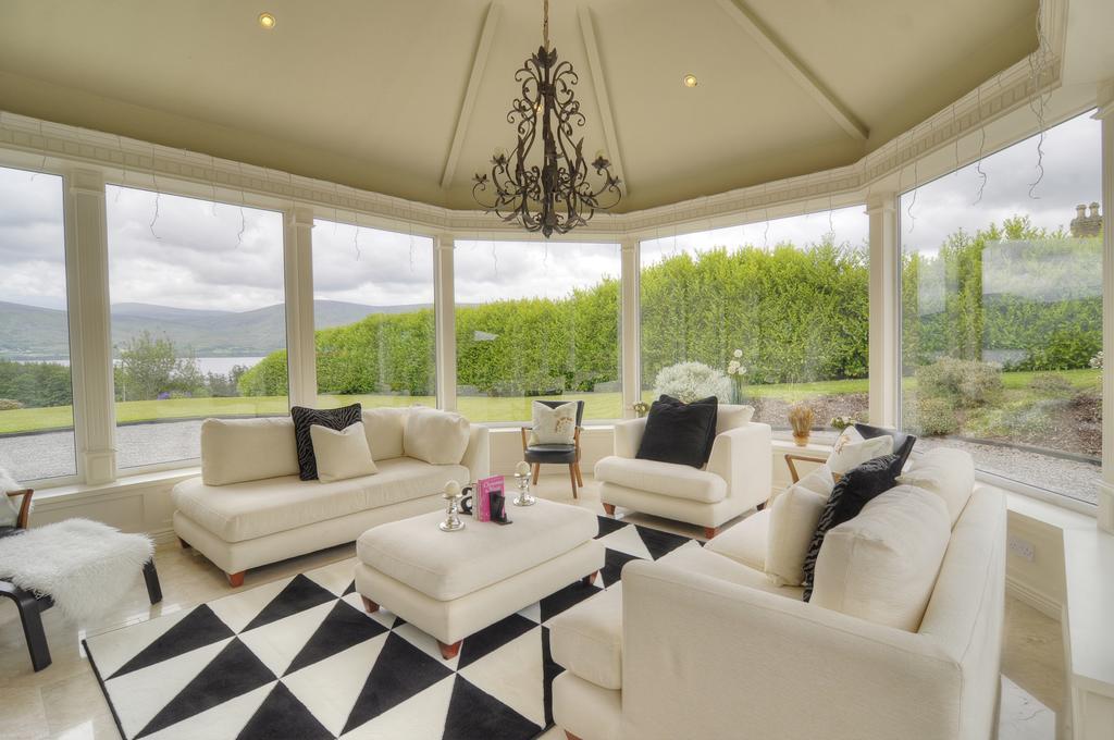 Lakeview Lodge B&B Blessington Exteriör bild
